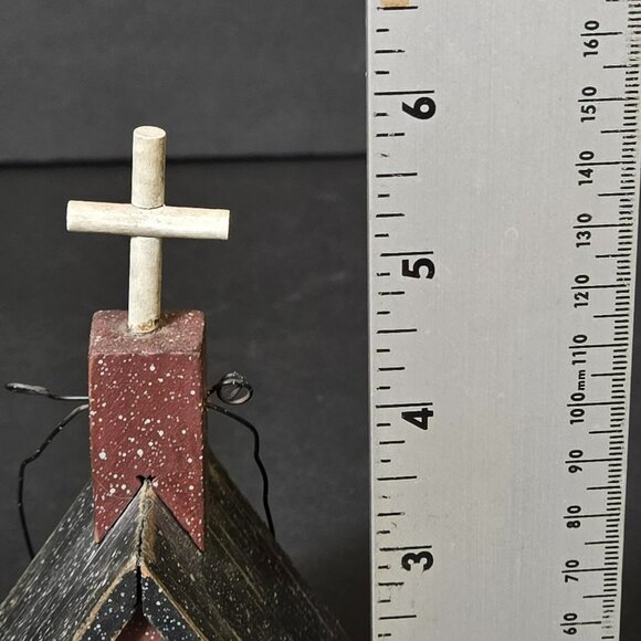 Vintage Primitive Rustic Wood Birdhouse Church Ornament Snowman Family Carolers - Picture 7 of 8